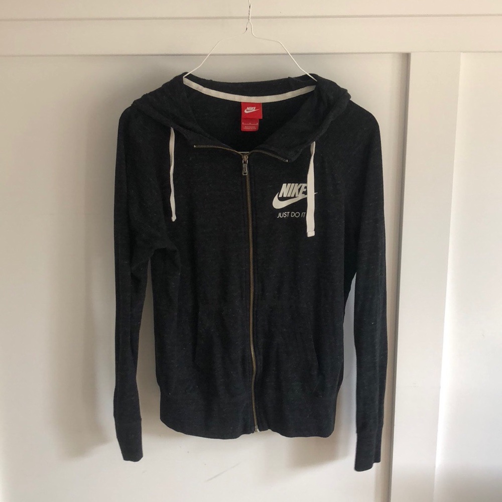Nike sweatshirt